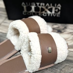 NWT AUSTRALIA LUXE COLLECTIVE Muchas leather-trimmed shearling slides